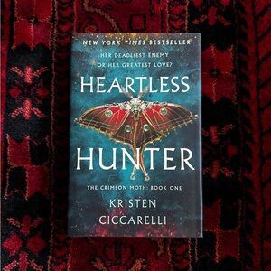 Heartless Hunter (The Crimson Moth: Book One) by Kristen Ciccarelli